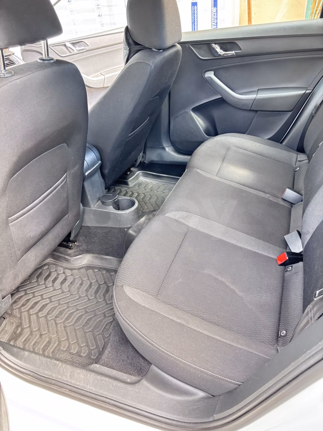 Skoda Rapid фото 5