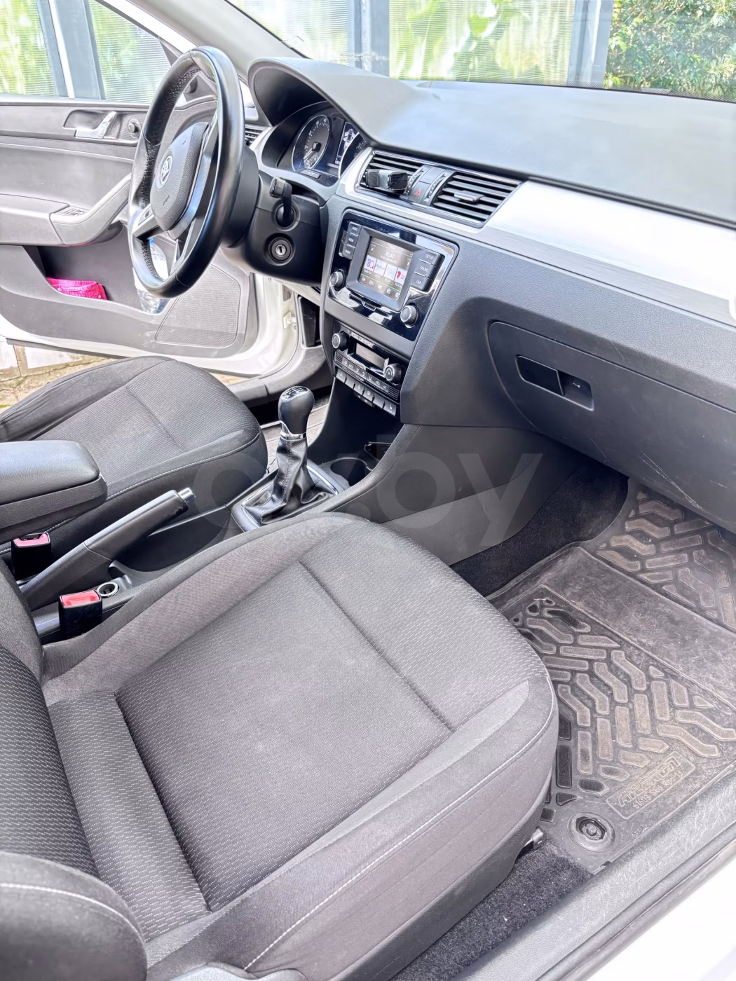 Skoda Rapid фото 9