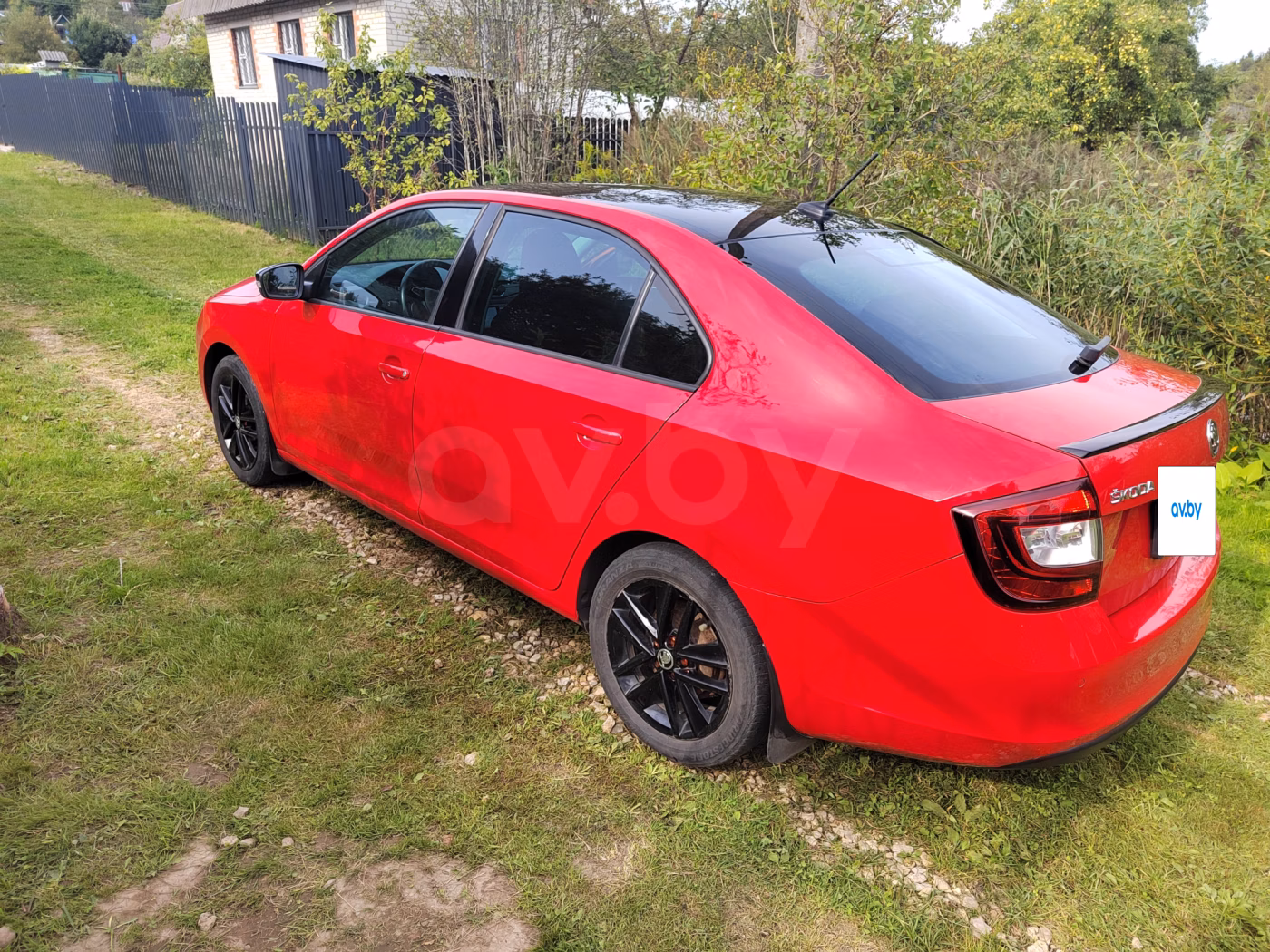 Skoda Rapid фото 3