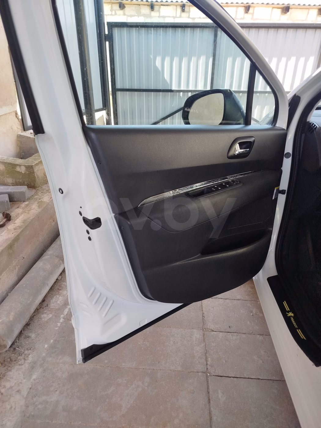 Peugeot 5008 фото 7
