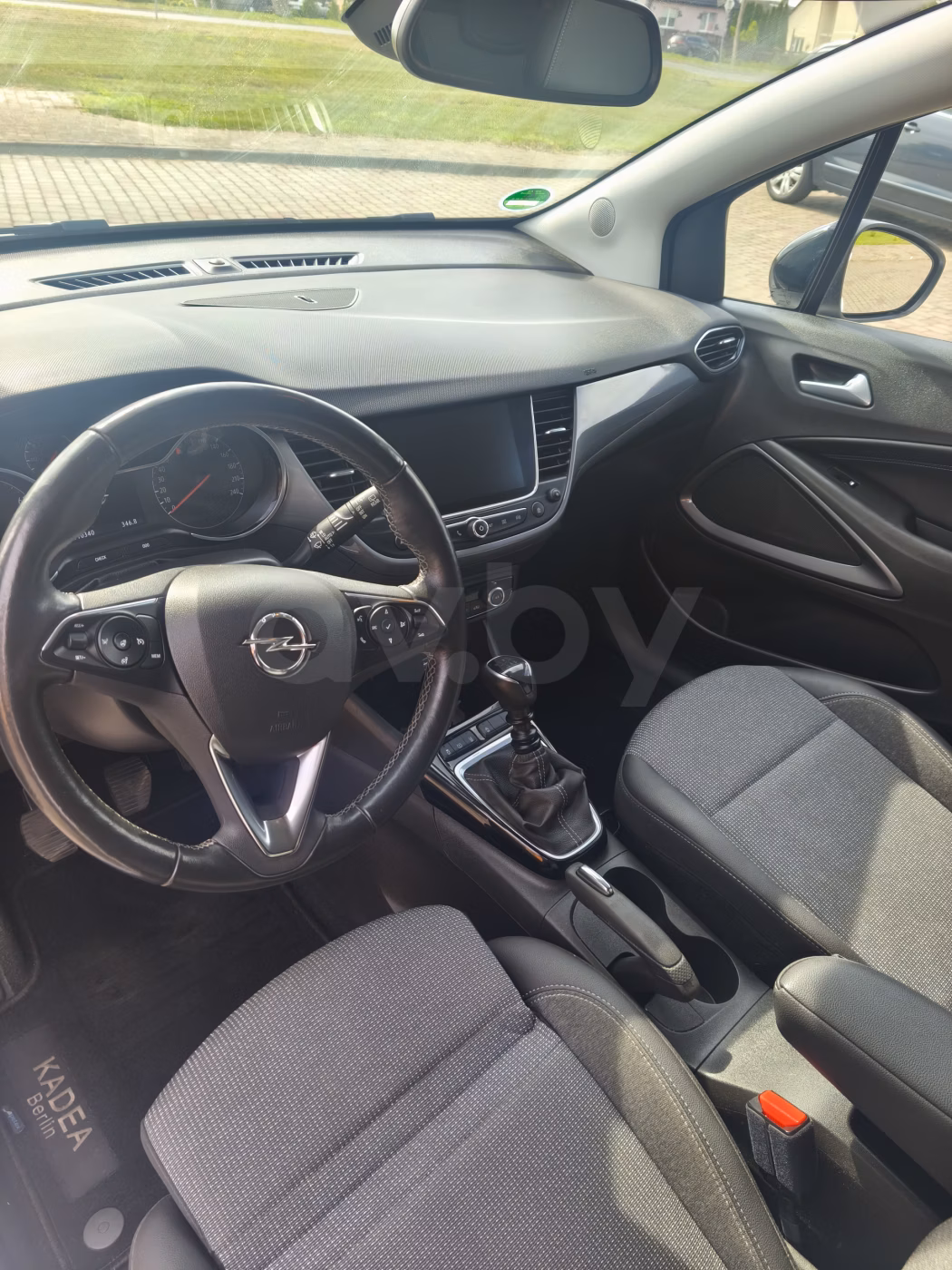 Opel Crossland X фото 9