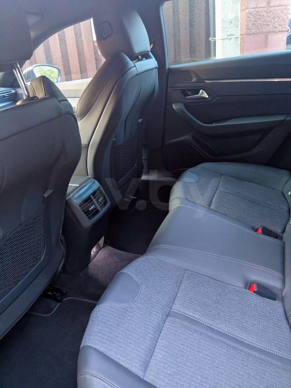 Peugeot 508 фото 6