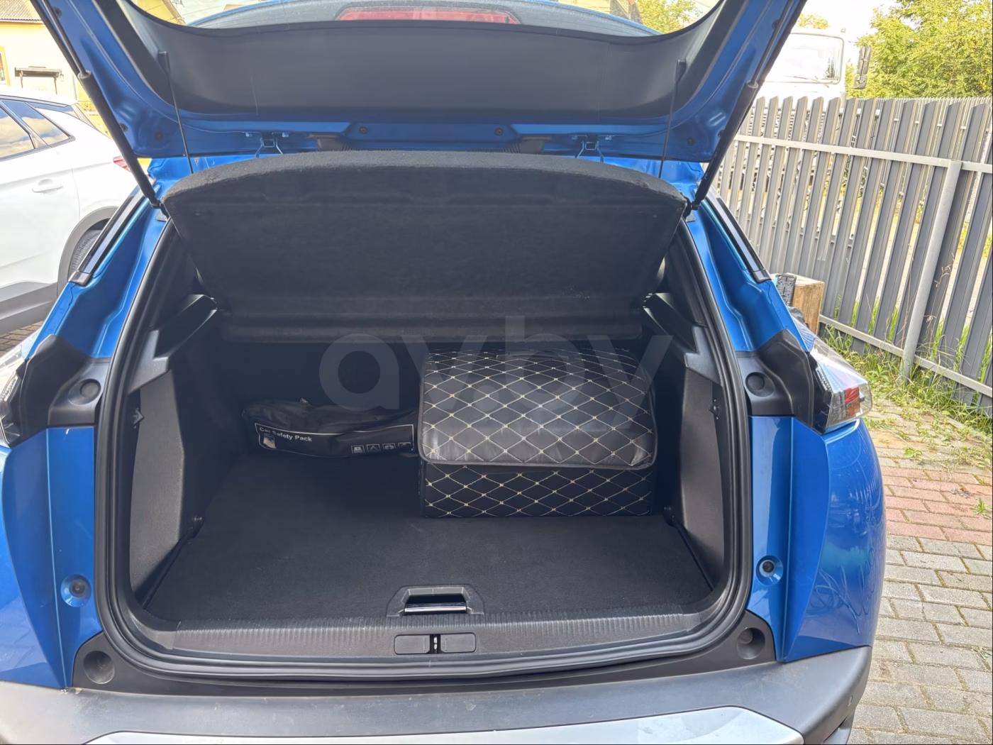Peugeot 2008 фото 12