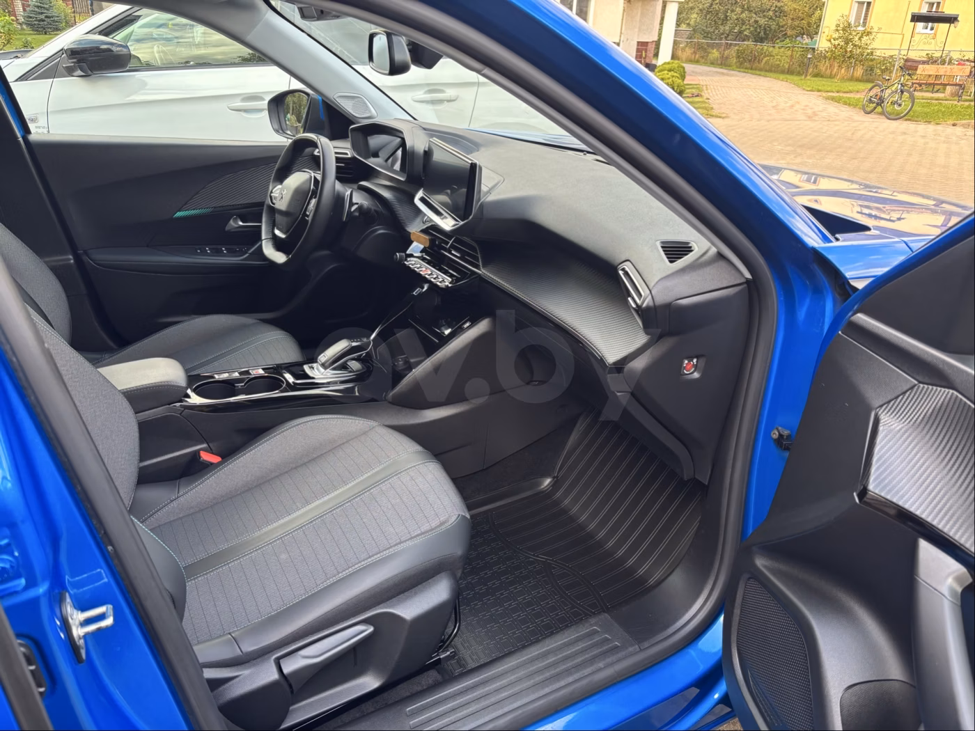 Peugeot 2008 фото 18