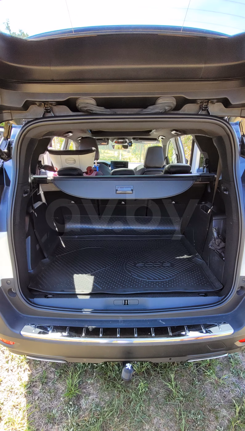 Peugeot 5008 фото 10