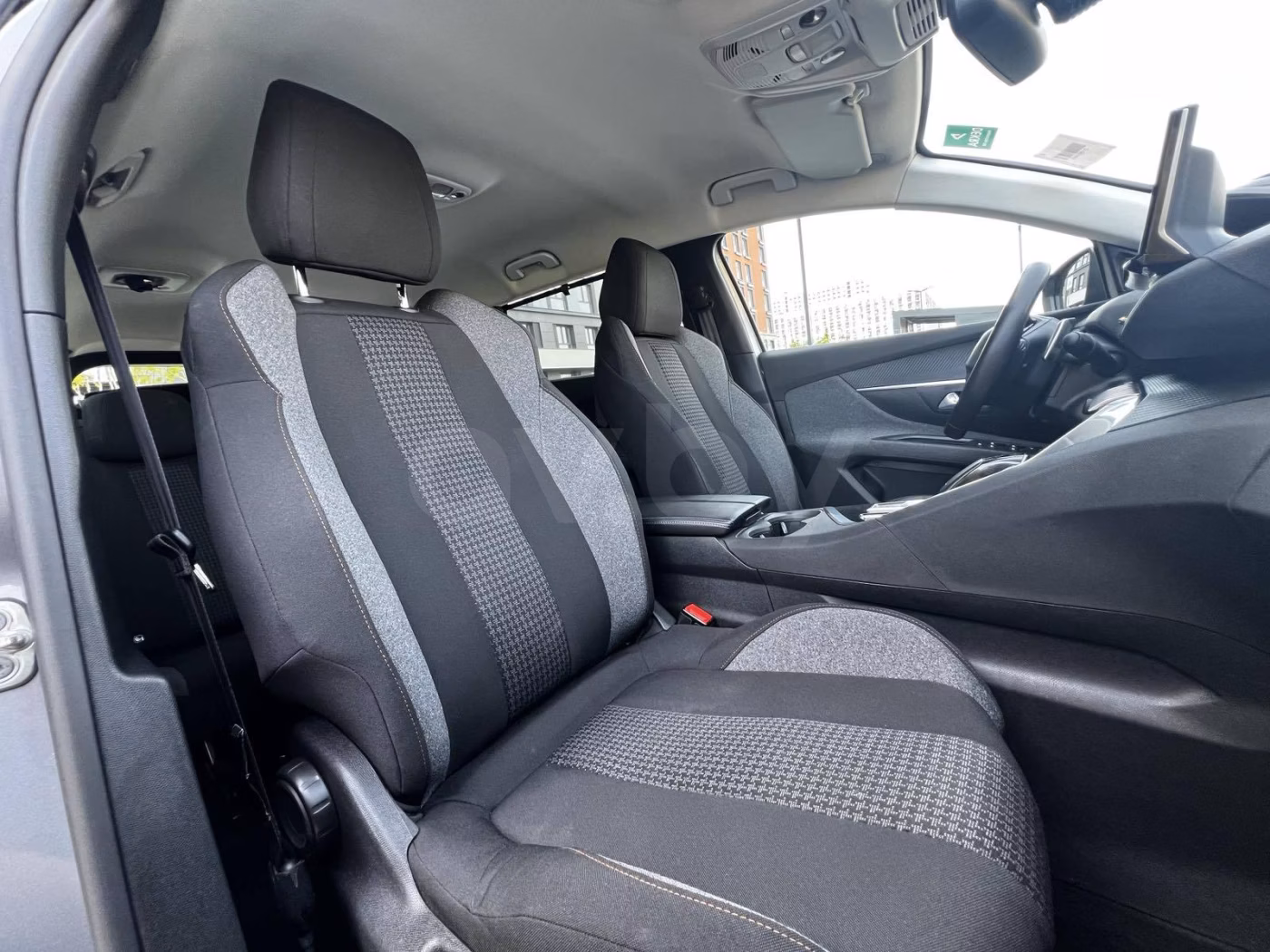 Peugeot 5008 фото 21