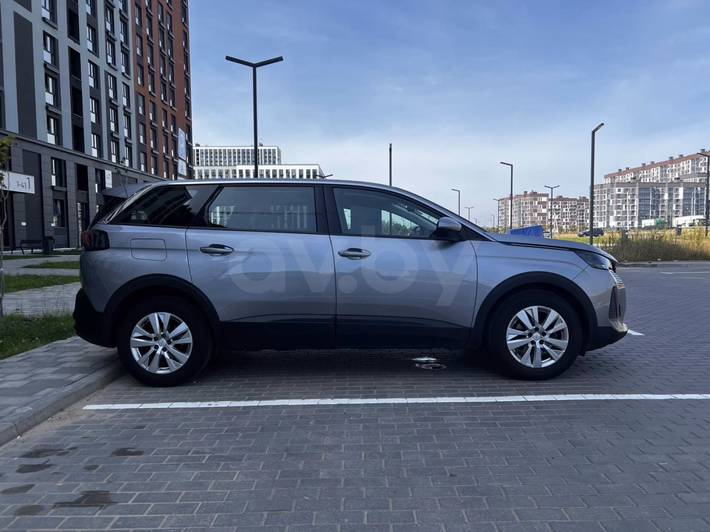 Peugeot 5008 фото 7