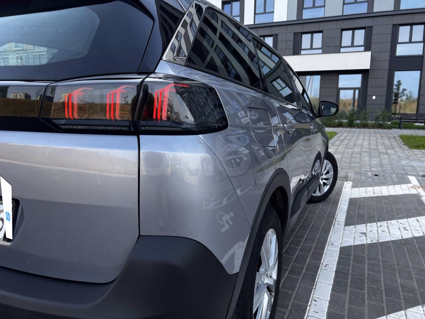Peugeot 5008 фото 8