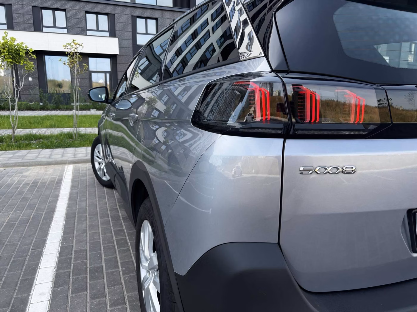 Peugeot 5008 фото 9