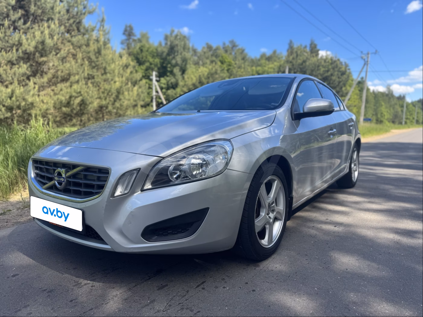 Volvo S60 фото 2