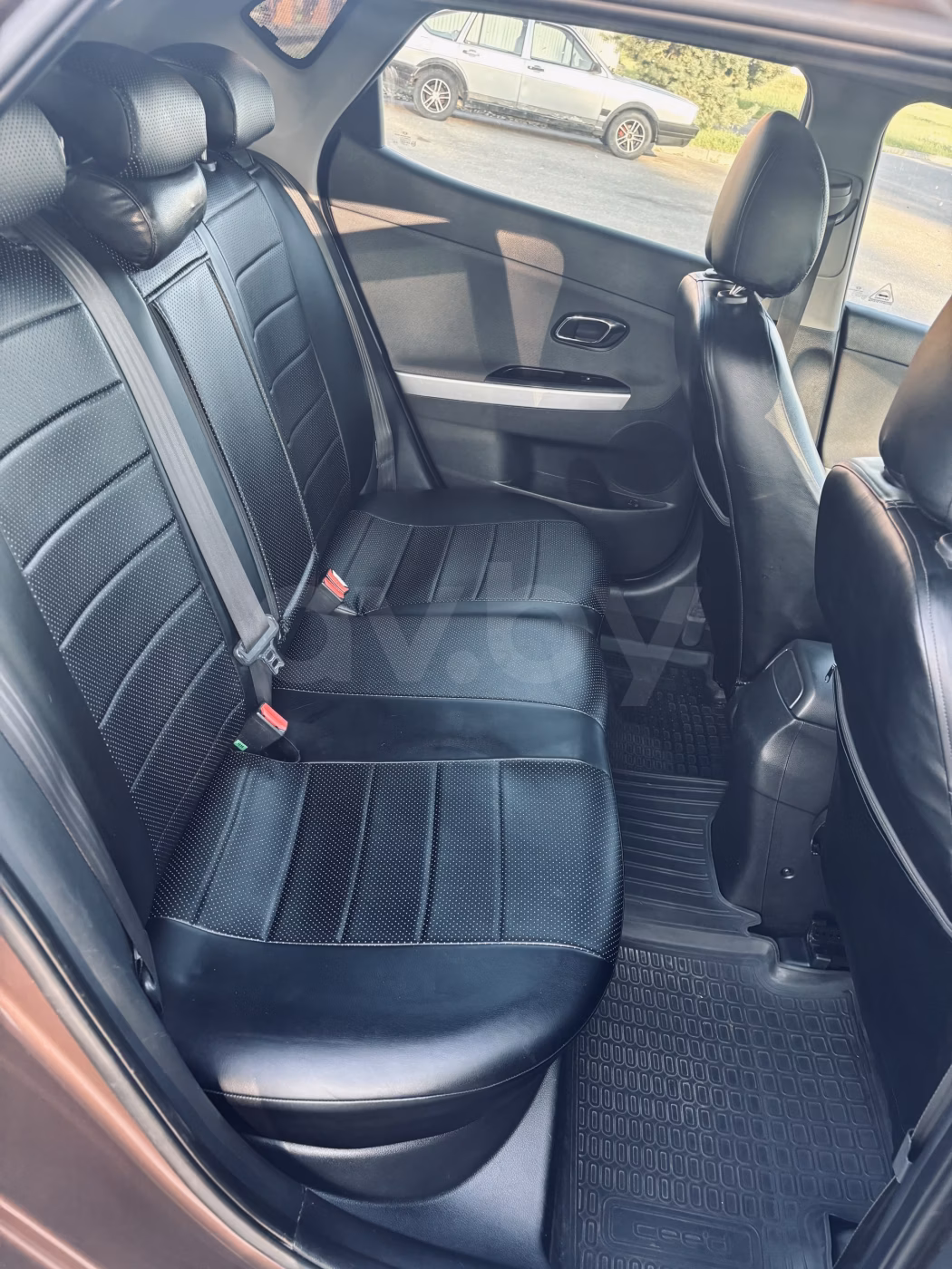 Kia Cee'd фото 10