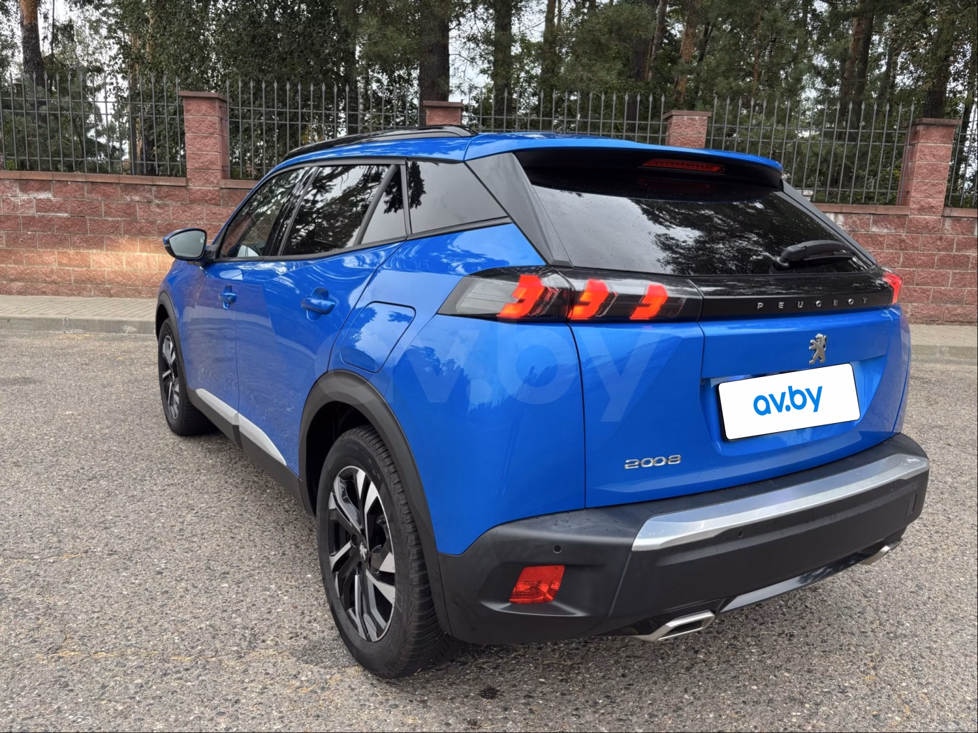 Peugeot 2008 фото 10