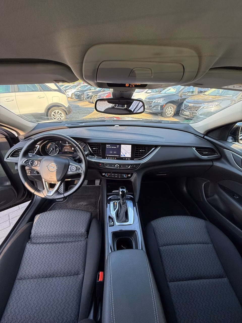 Opel Insignia фото 9