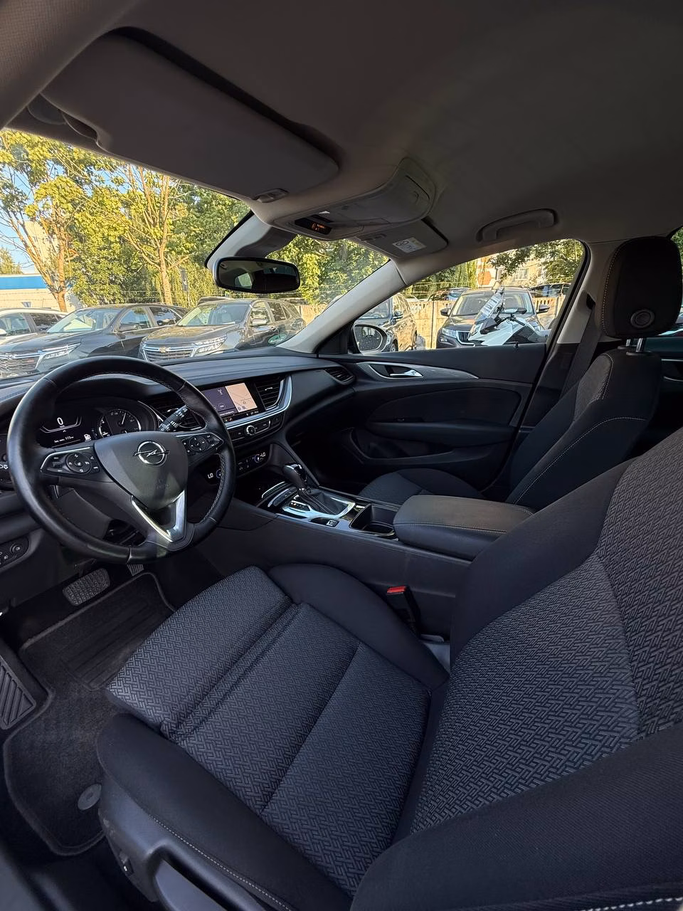 Opel Insignia фото 10