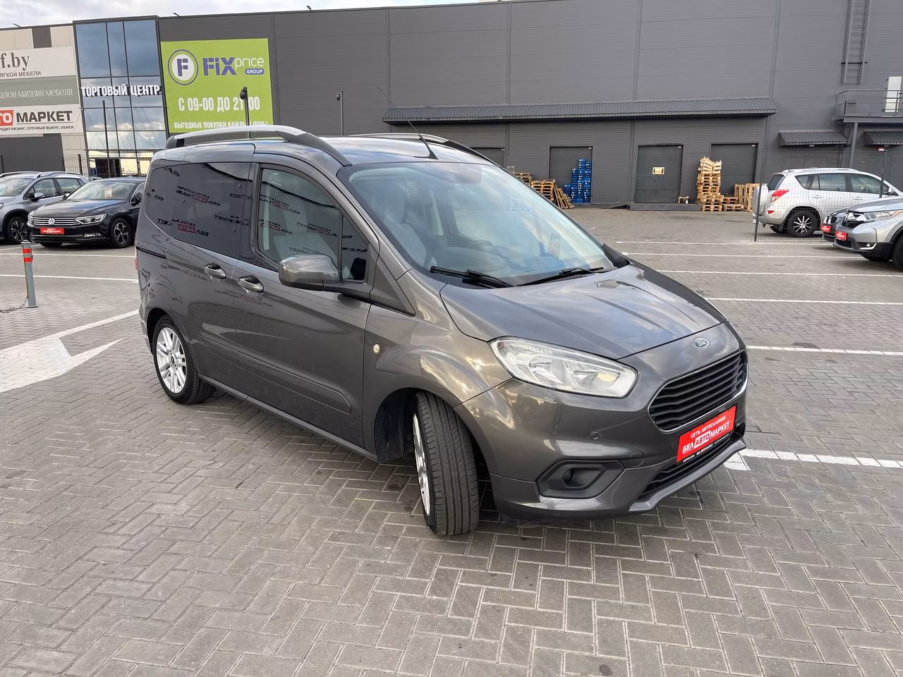 Ford Tourneo Courier фото 3