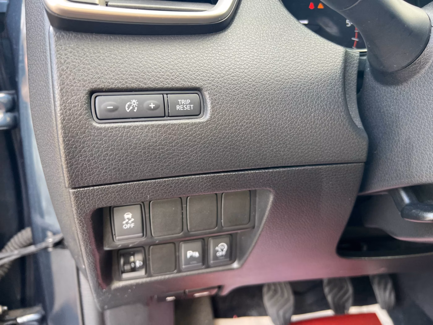 Nissan X-Trail фото 11