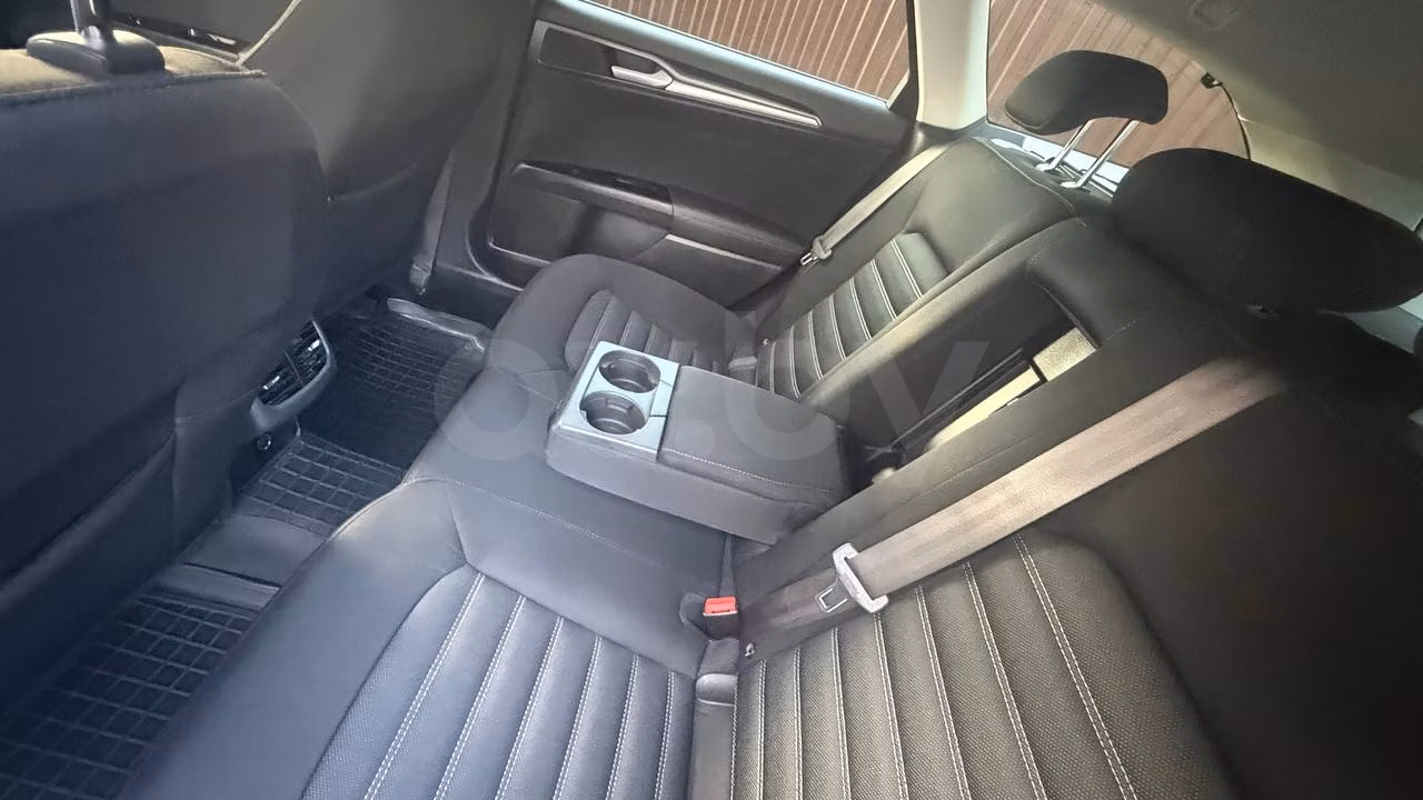 Ford Mondeo фото 8