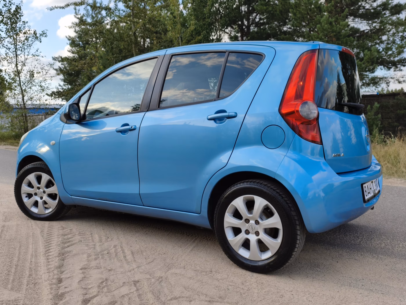 Opel Agila фото 9
