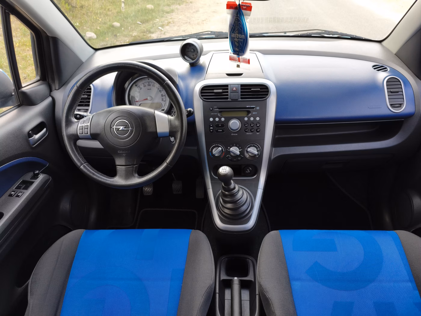 Opel Agila фото 15