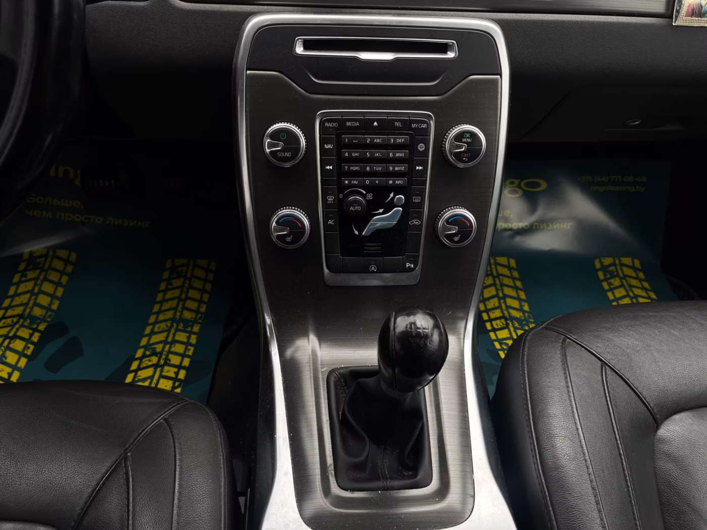 Volvo V70 фото 14