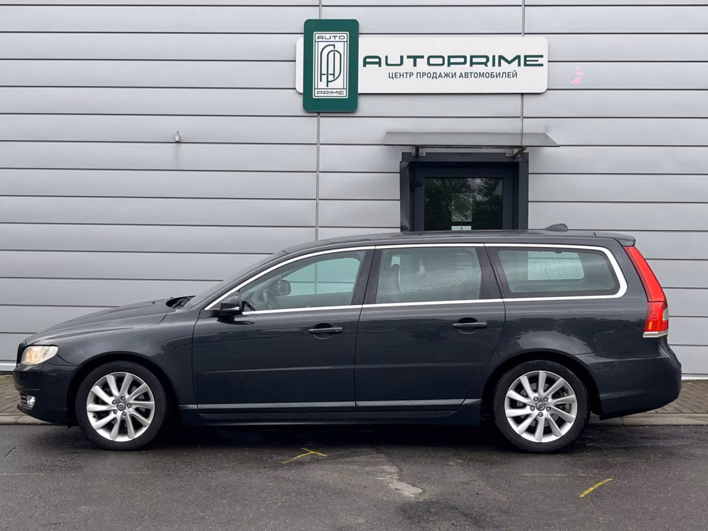 Volvo V70 фото 6