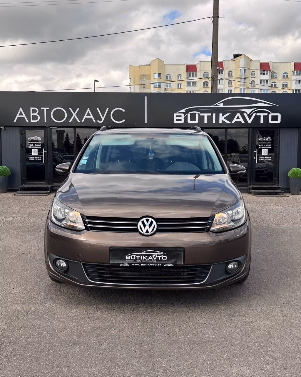 Volkswagen Touran фото 2