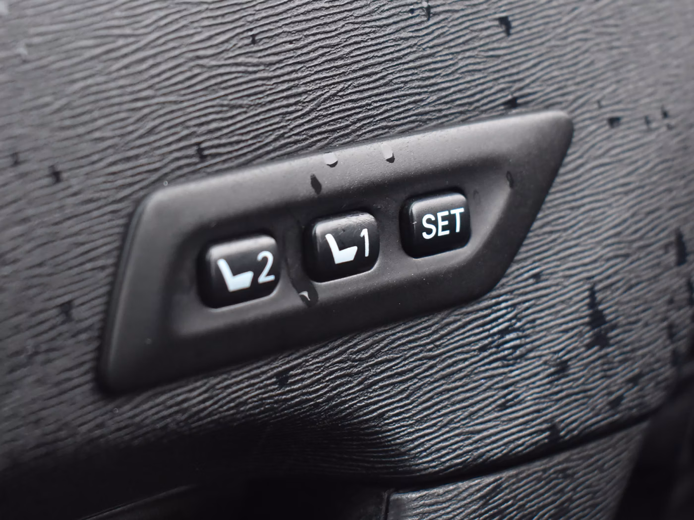 Toyota Avensis фото 21