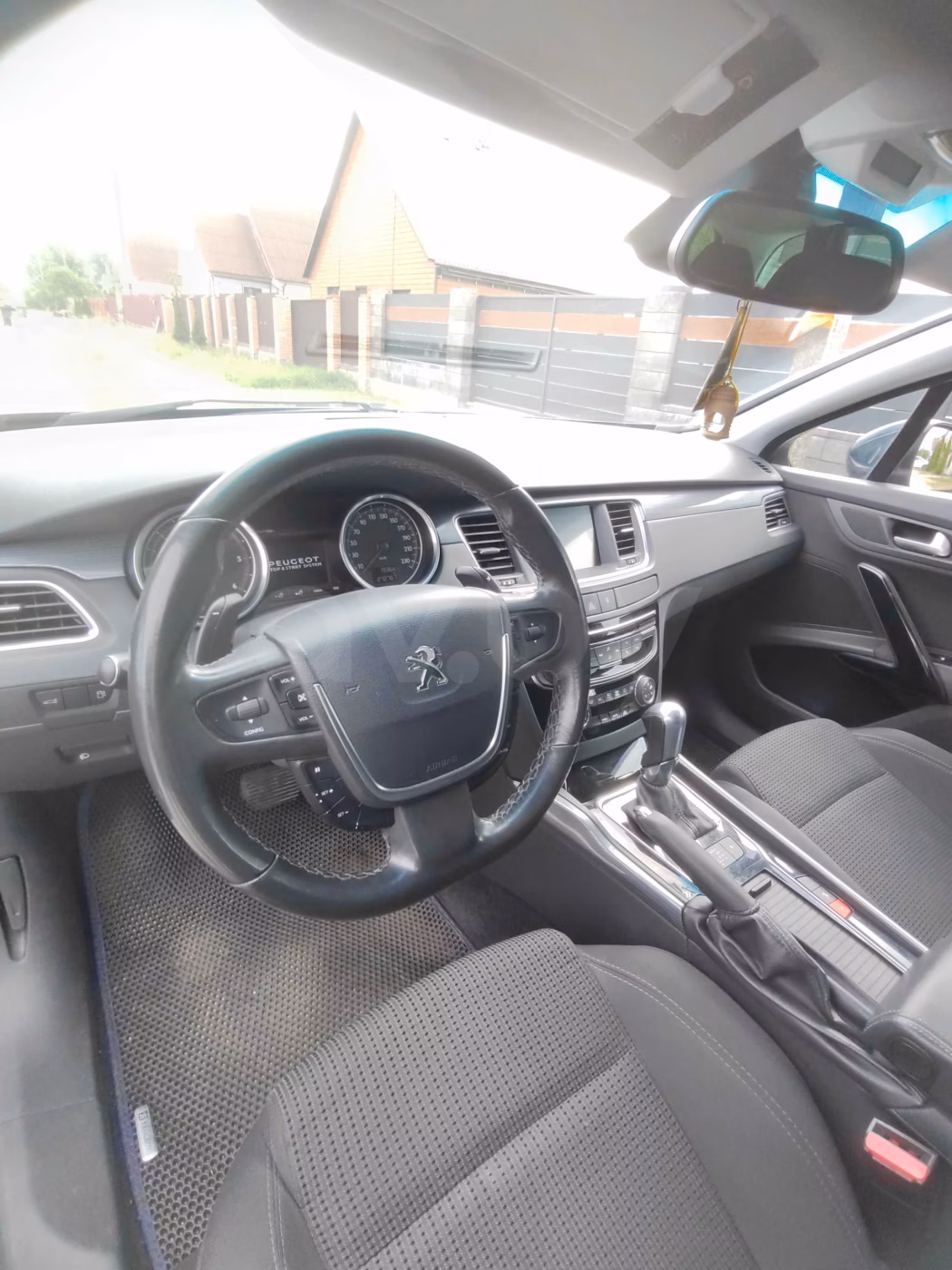 Peugeot 508 фото 20