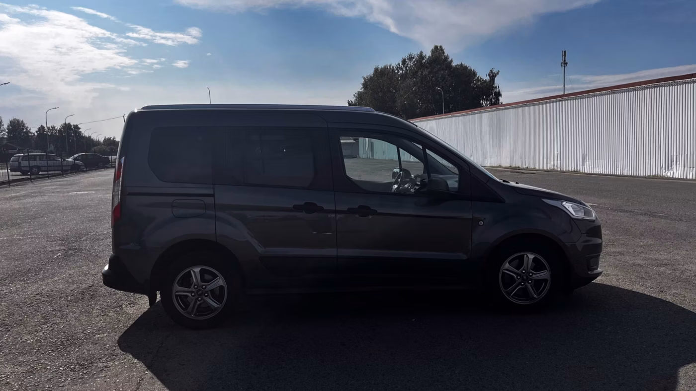 Ford Tourneo Connect фото 8