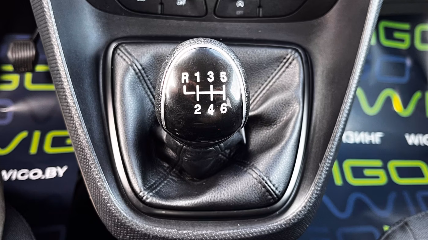 Ford Tourneo Connect фото 18