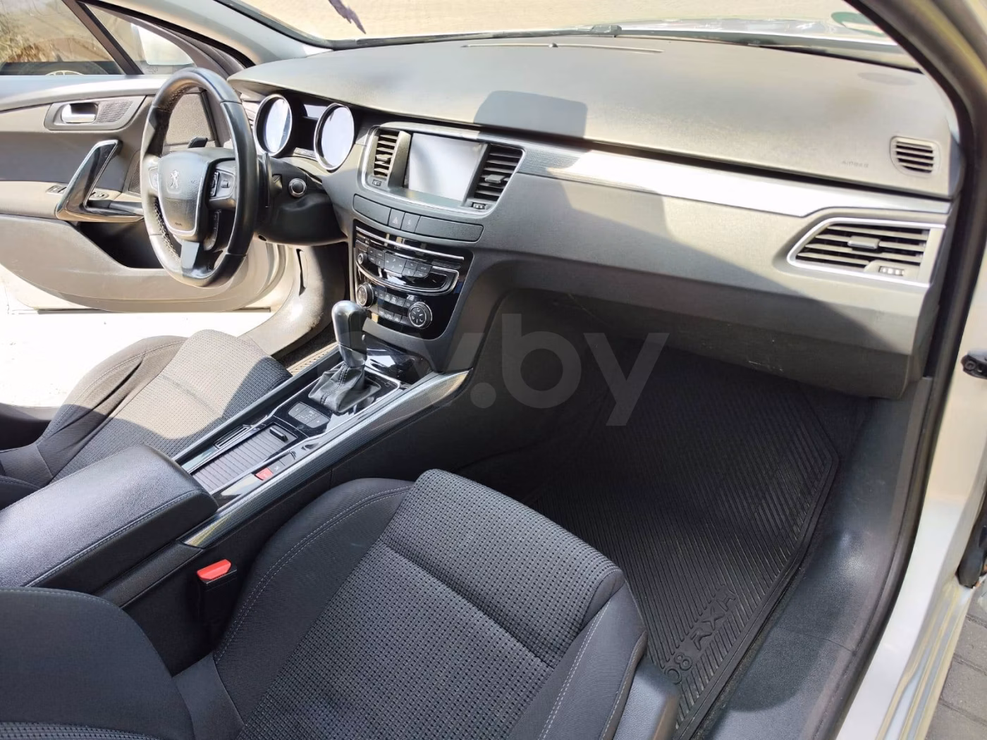 Peugeot 508 фото 10