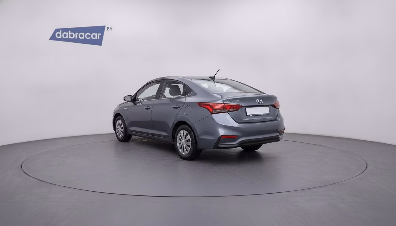 Hyundai Accent фото 7