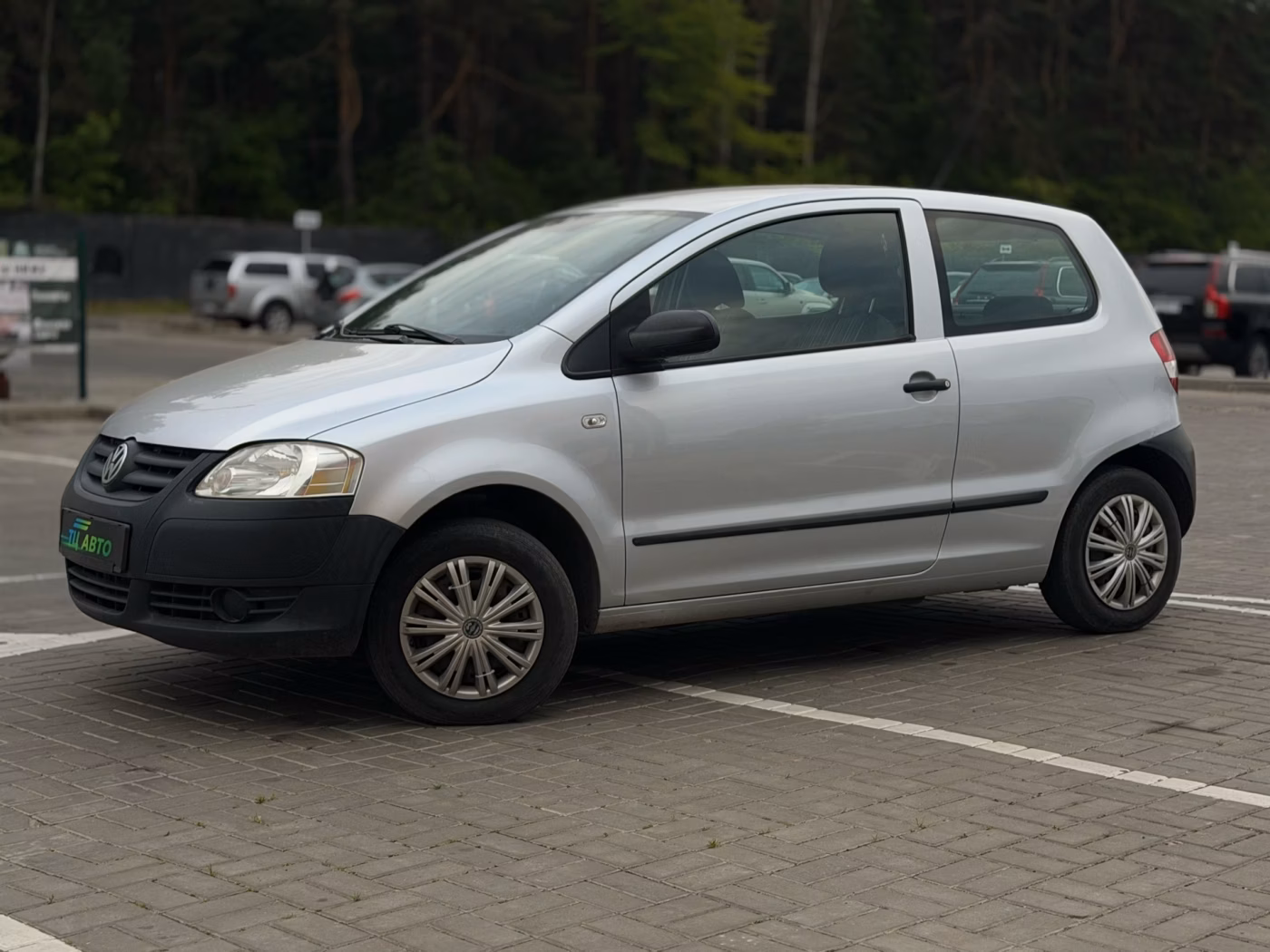 Volkswagen Fox фото 6