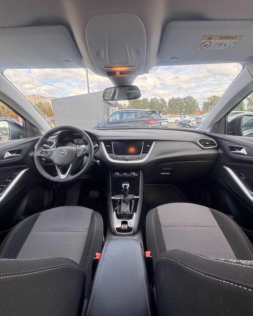 Opel Grandland X фото 9