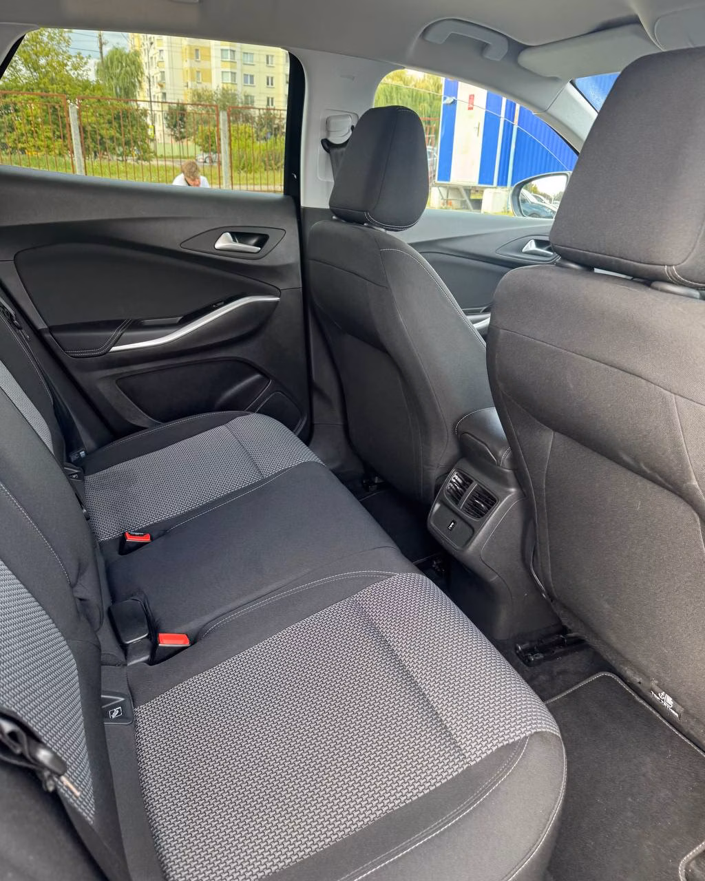 Opel Grandland X фото 14