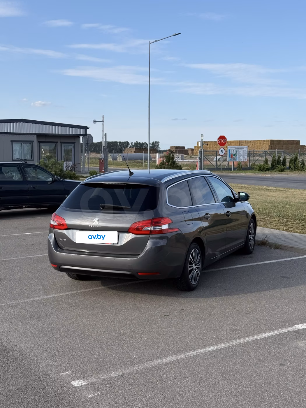 Peugeot 308 фото 3