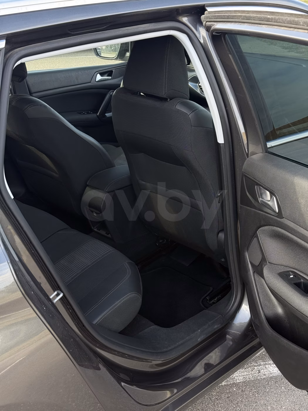 Peugeot 308 фото 8