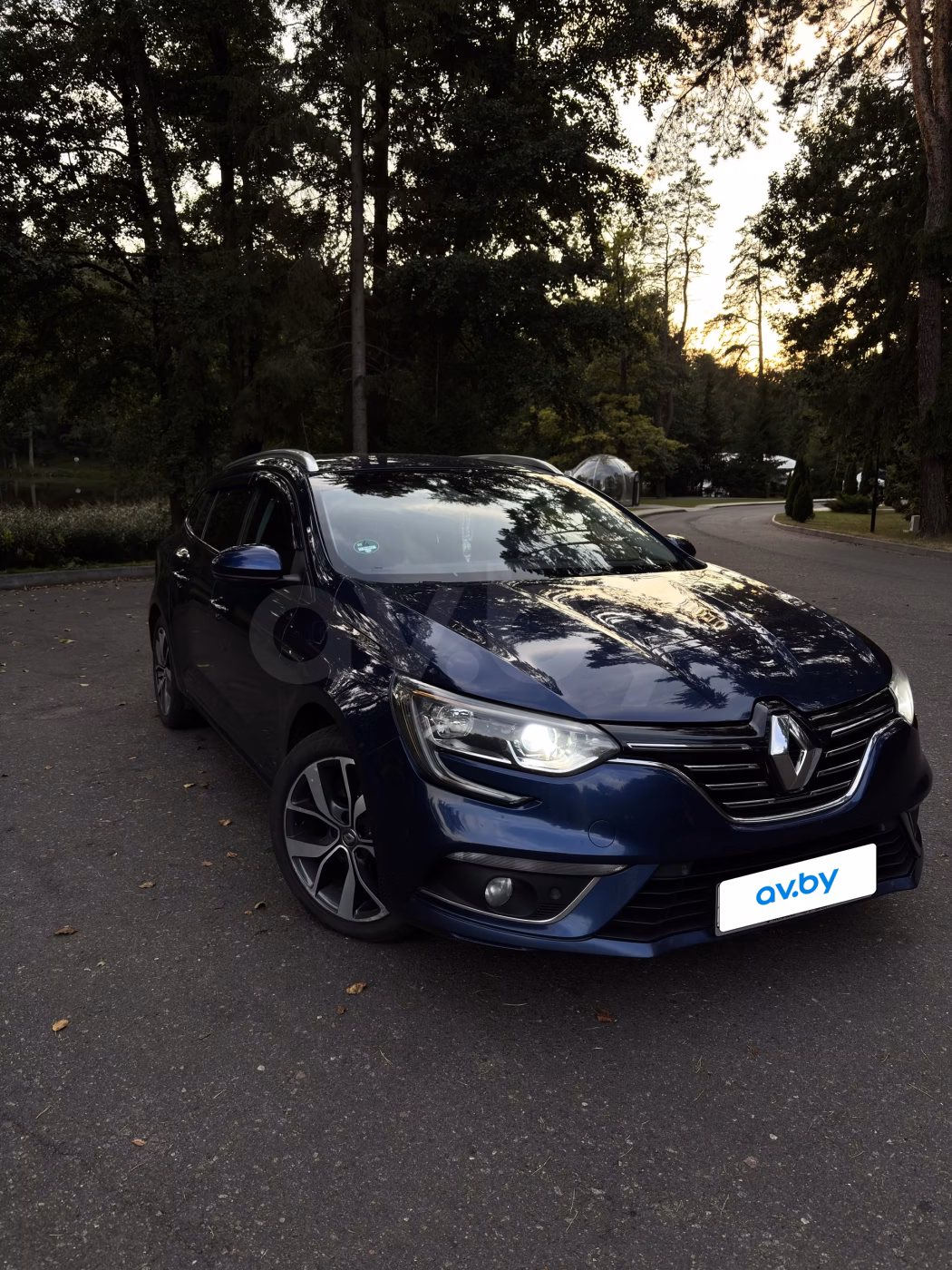 Renault Megane фото 3