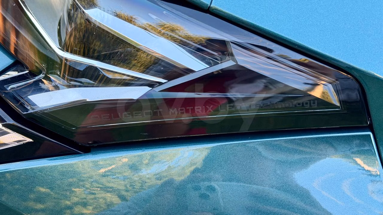 Peugeot 308 фото 18