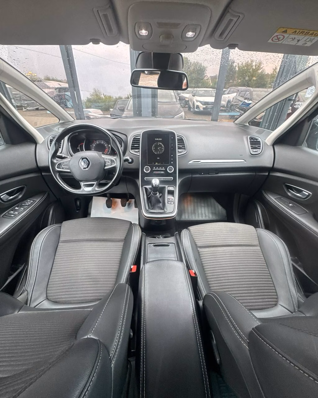 Renault Grand Scenic фото 7