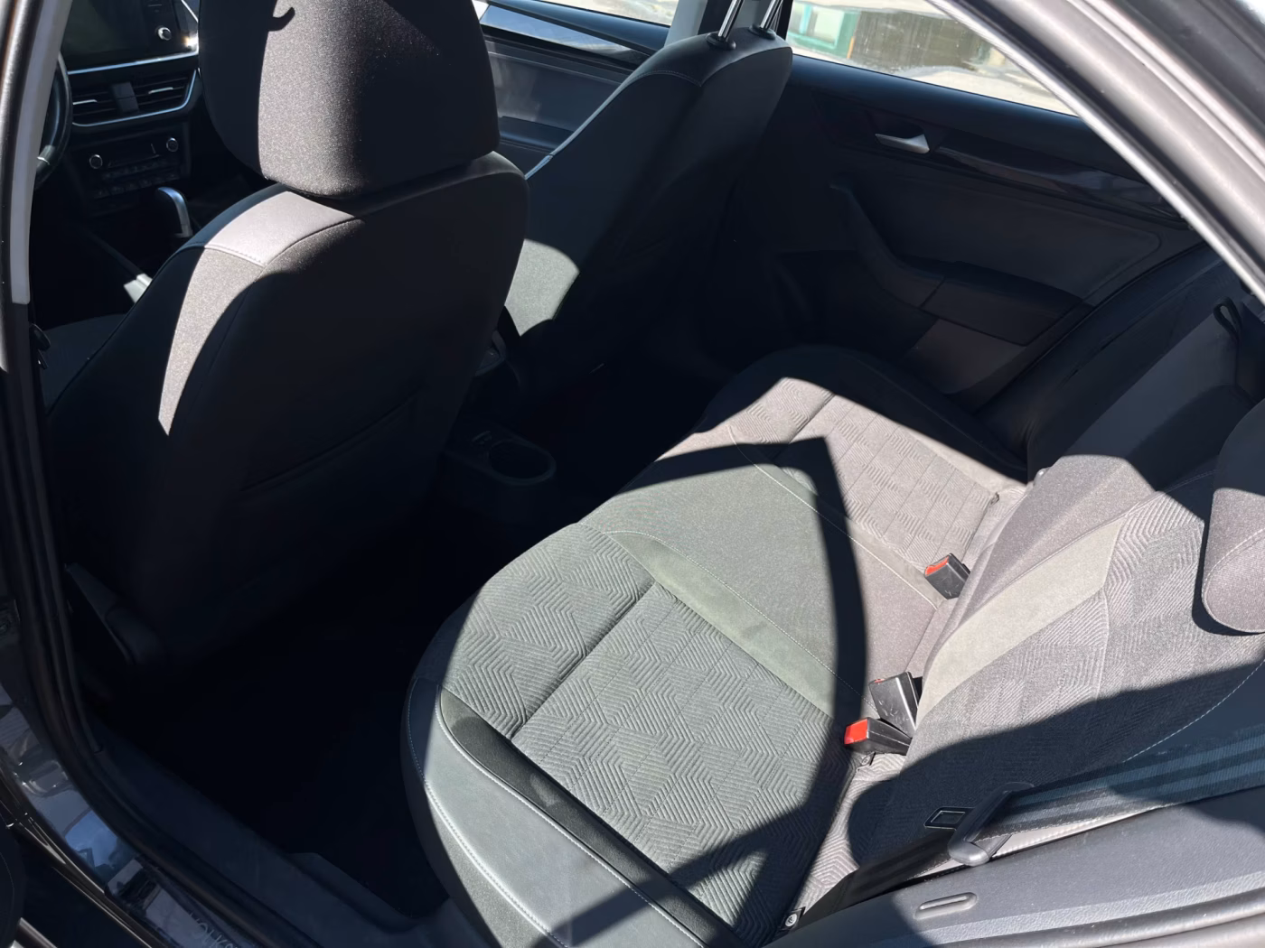 Volkswagen Polo Sedan фото 17