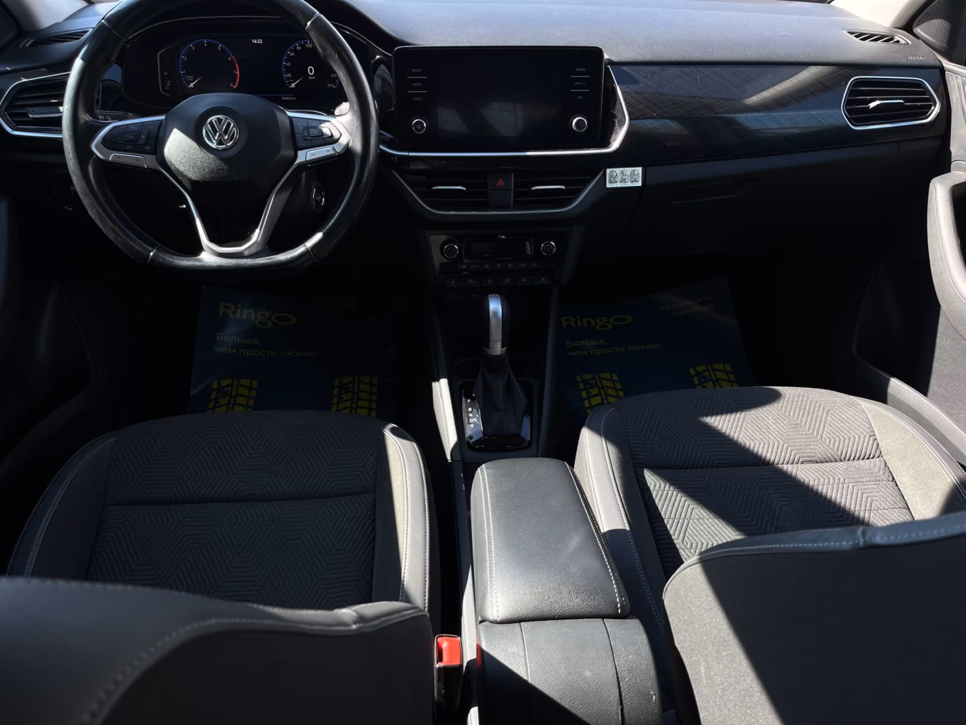 Volkswagen Polo Sedan фото 13