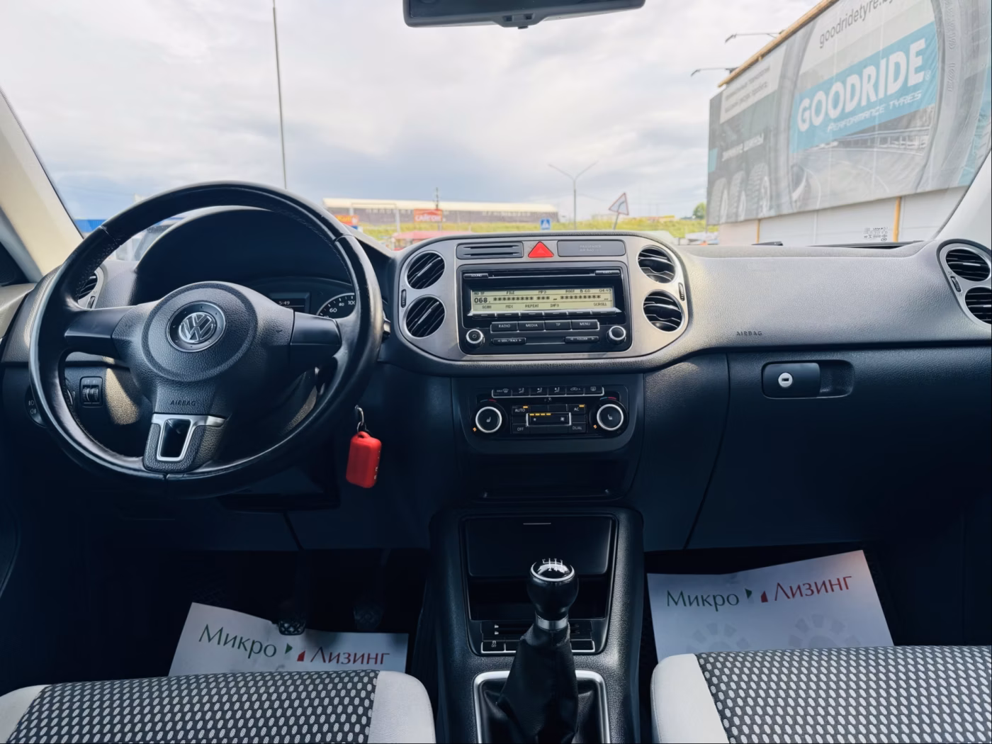 Volkswagen Tiguan фото 9