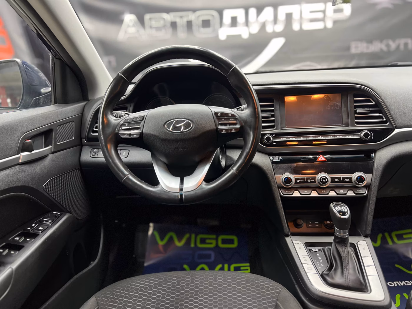 Hyundai Elantra фото 13