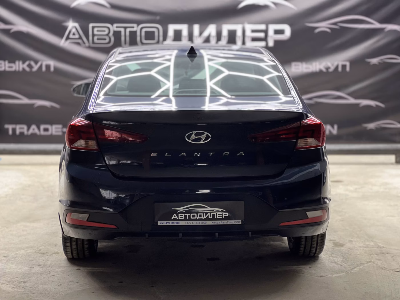 Hyundai Elantra фото 5