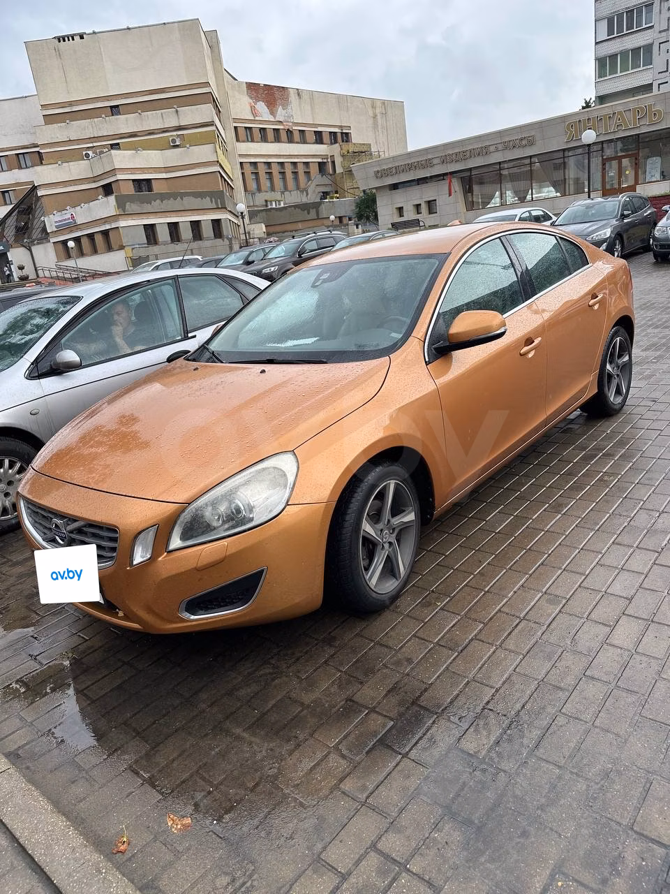 Volvo S60