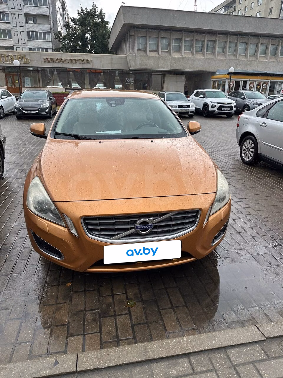 Volvo S60 фото 3