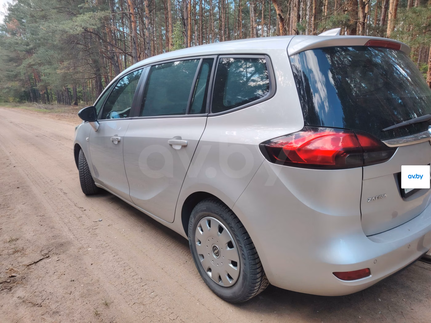 Opel Zafira фото 4