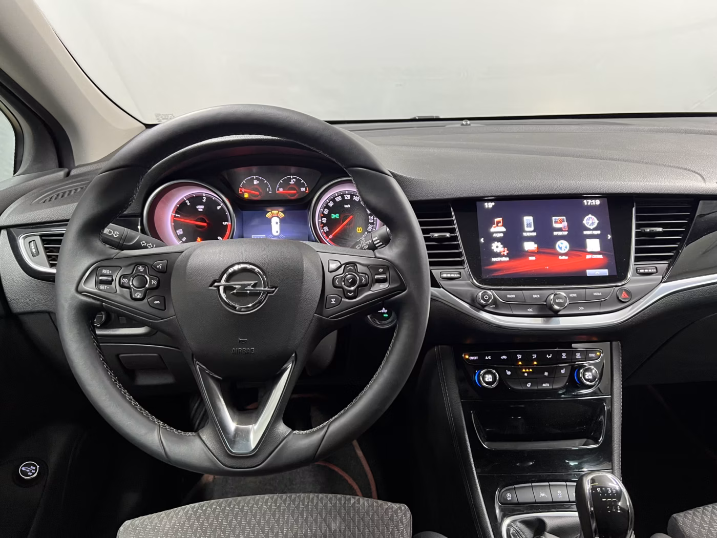 Opel Astra фото 14