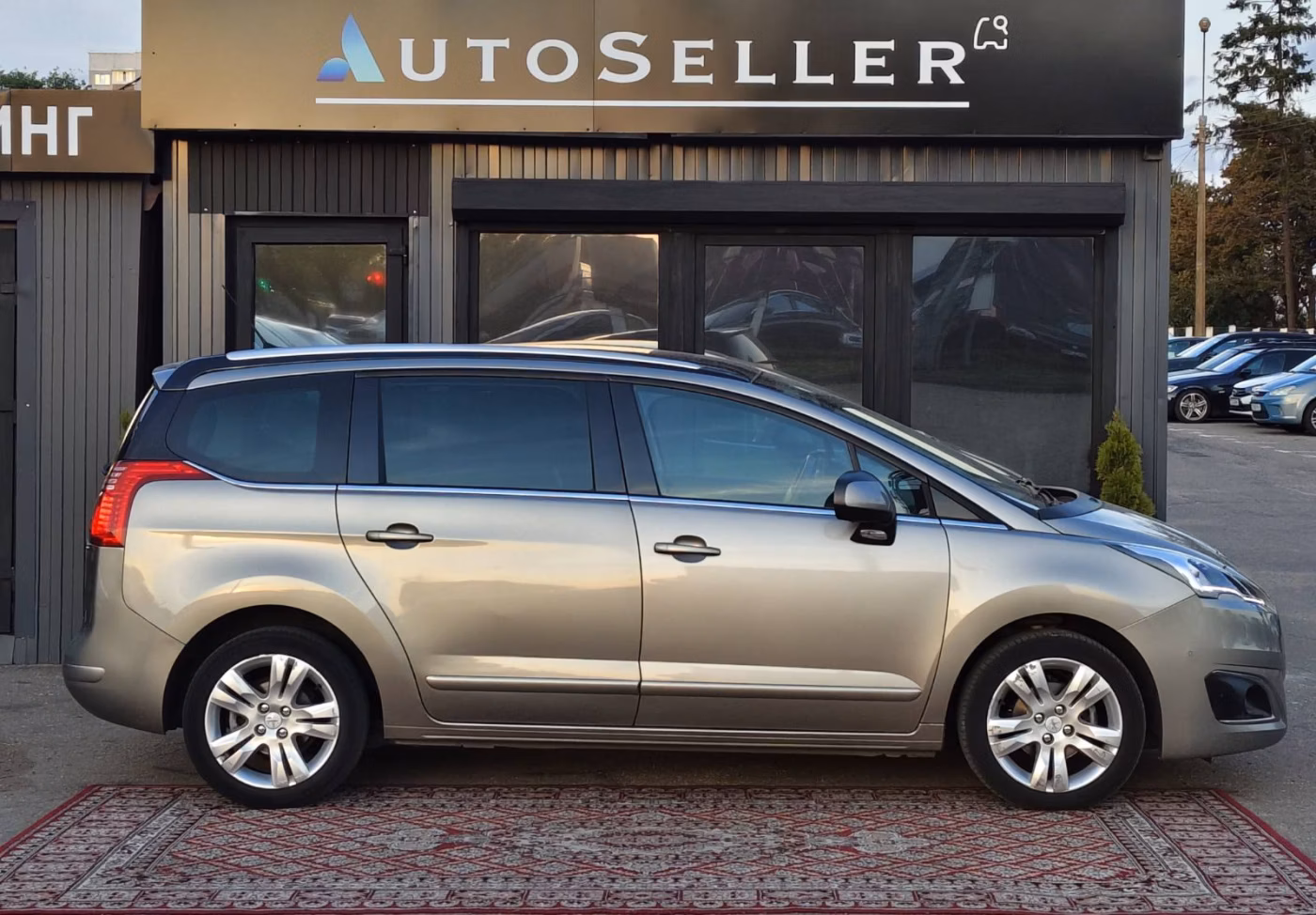 Peugeot 5008 фото 7